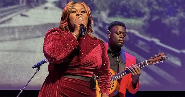 Lead Singer on Morgan Freeman’s Symphonic Blues Experience National Tour